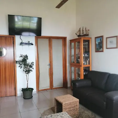 Casa Da Torre 2456al Feriehus Angra do Heroísmo